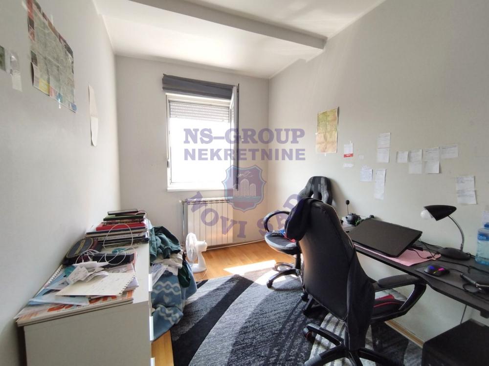 Slika 3 - Dvoiposoban, 67m2, Telep Novi Sad, sa terasom