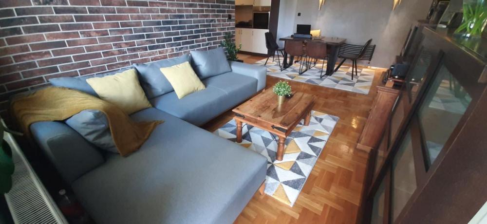 Slika 2 - Dvoiposoban stan na Novoj detelinari