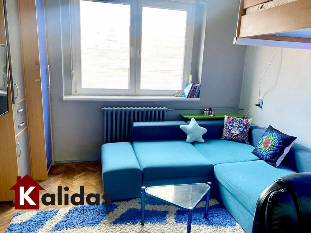 Slika 5 - Stan,NOVI SAD,PODBARA,kv: 48, € 140000, ID: 1008597