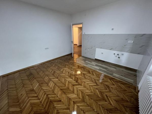 Slika 1 - Stan,NOVI SAD,GRBAVICA,kv: 52, € 144200, ID: 1019159