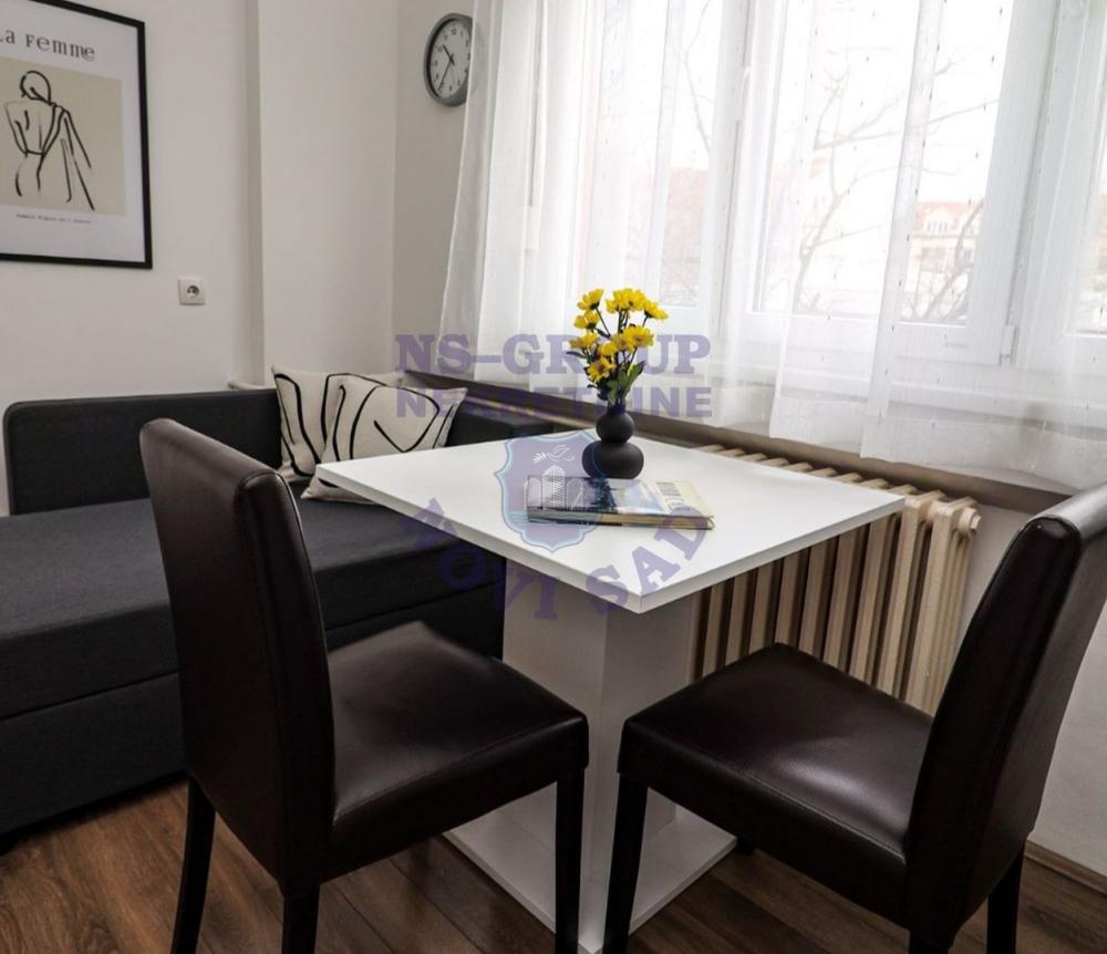 Slika 1 - Jednosoban na Ž.Stanici!