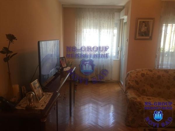 Slika 1 - Troiposoban stan na Novoj Detelinari! š. 410245