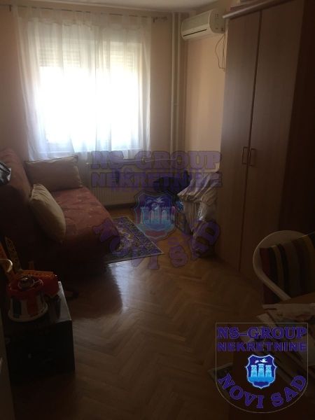 Slika 4 - Troiposoban stan na Novoj Detelinari! š. 410245