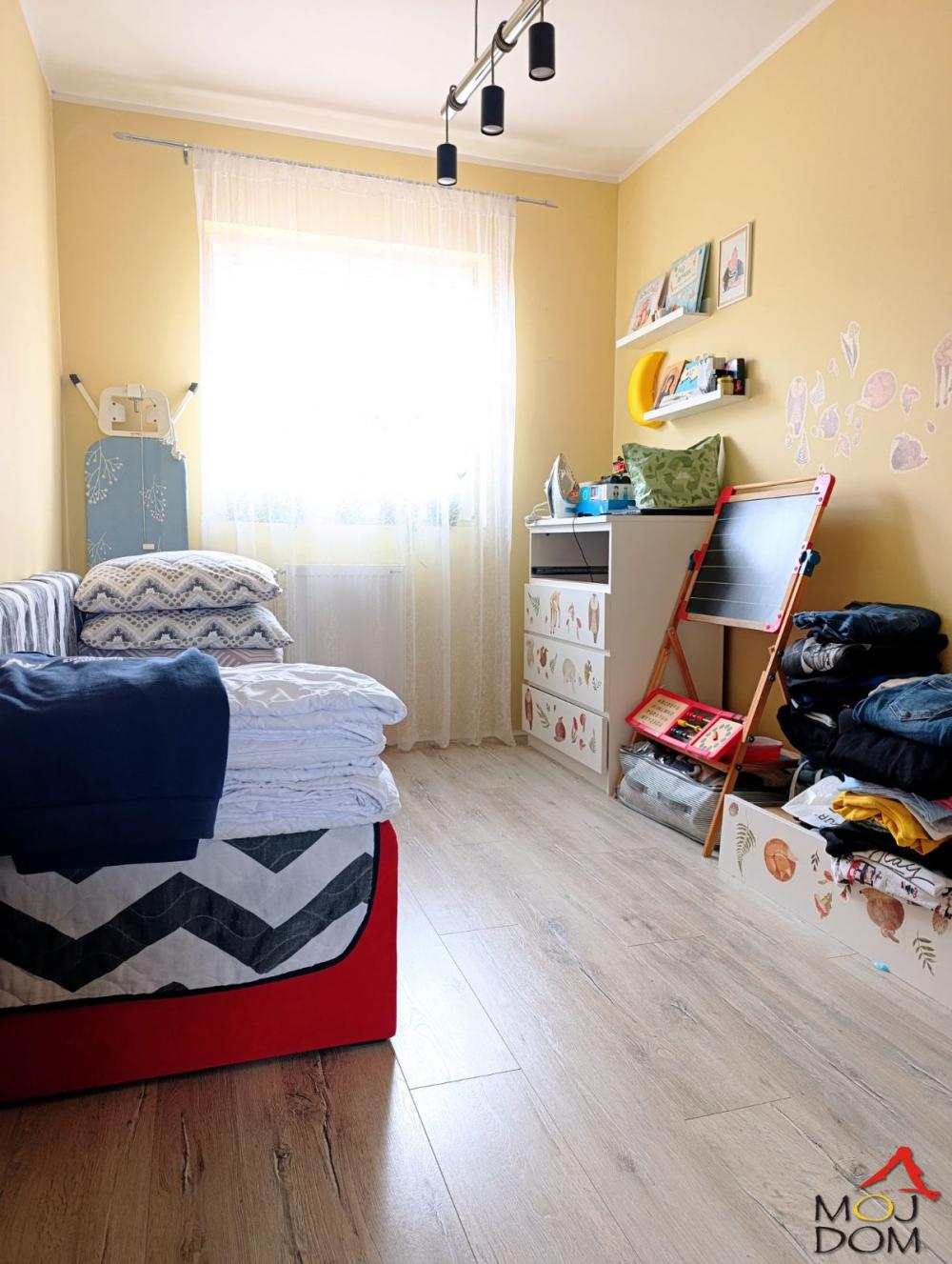 Slika 6 - Stan,NOVI SAD,ADICE,kv: 78, € 133900, ID: 1030676