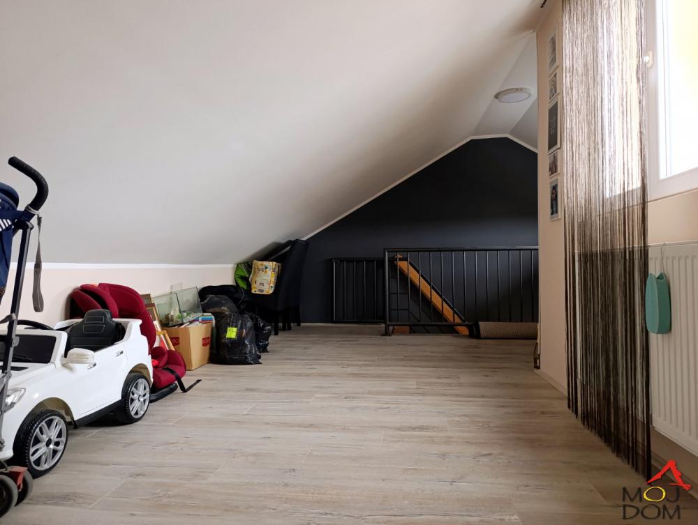 Slika 10 - Stan,NOVI SAD,ADICE,kv: 78, € 133900, ID: 1030676