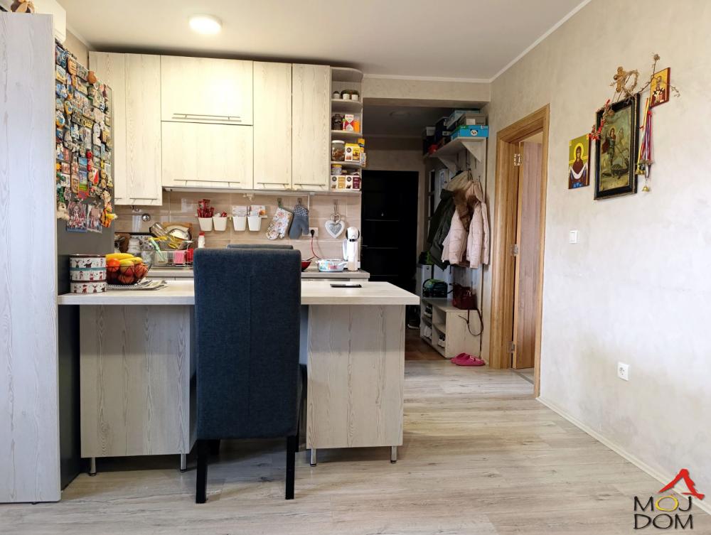 Slika 3 - Stan,NOVI SAD,ADICE,kv: 78, € 133900, ID: 1030676