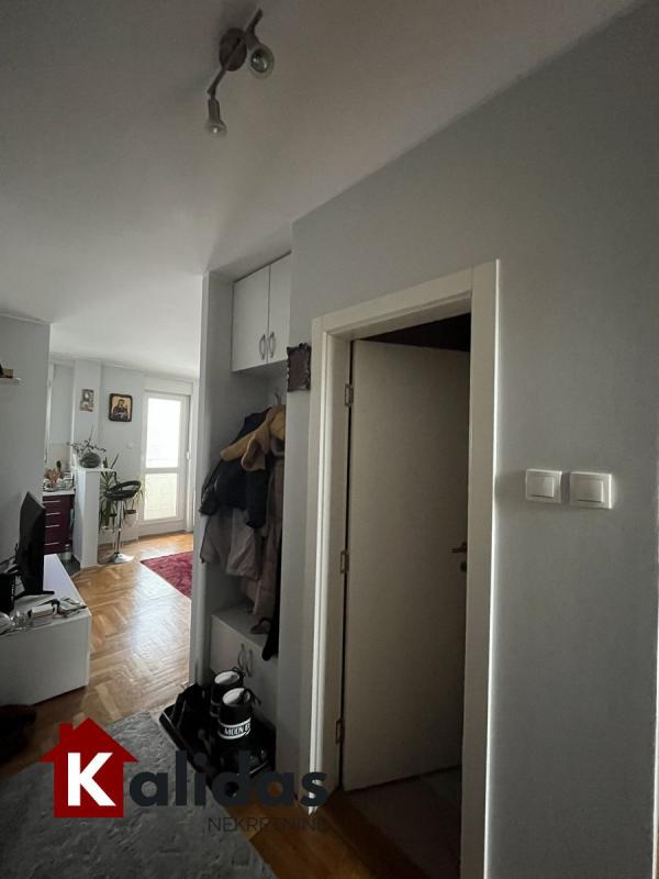 Slika 5 - Stan,NOVI SAD,PODBARA,kv: 65, € 174070, ID: 1006617