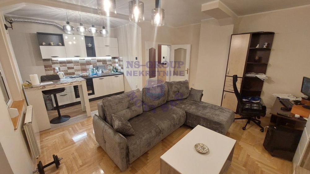 Glavna slika -Dvosoban na Bulevaru Evrope š:562576