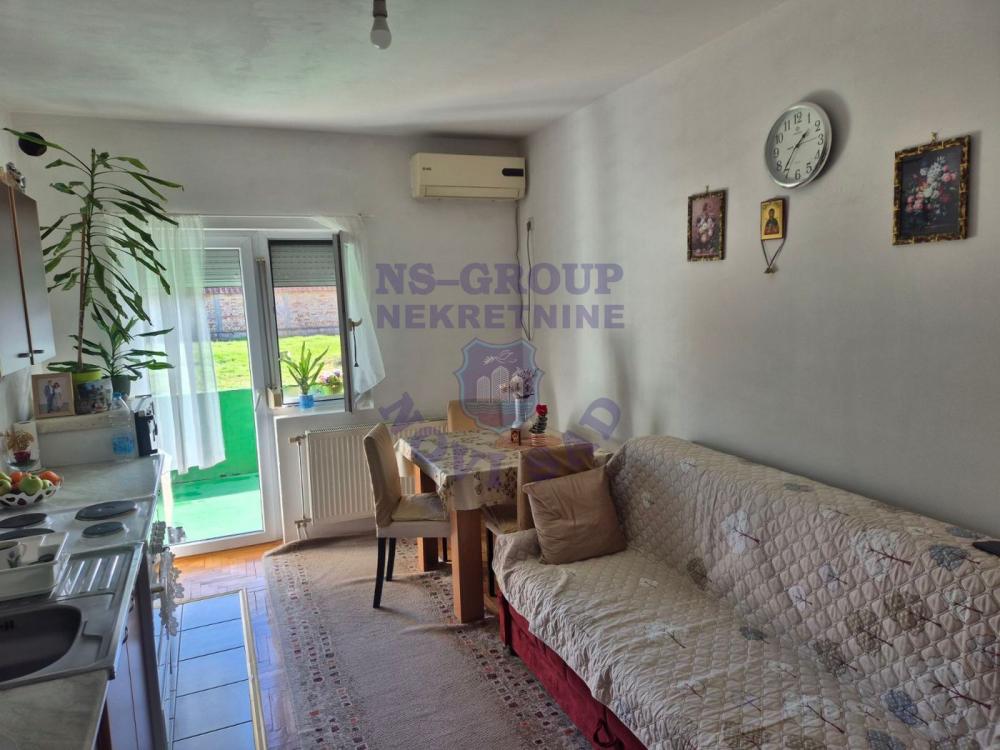 Slika 1 - Jednosoban, 25m2, Adice Novi Sad, sa terasom