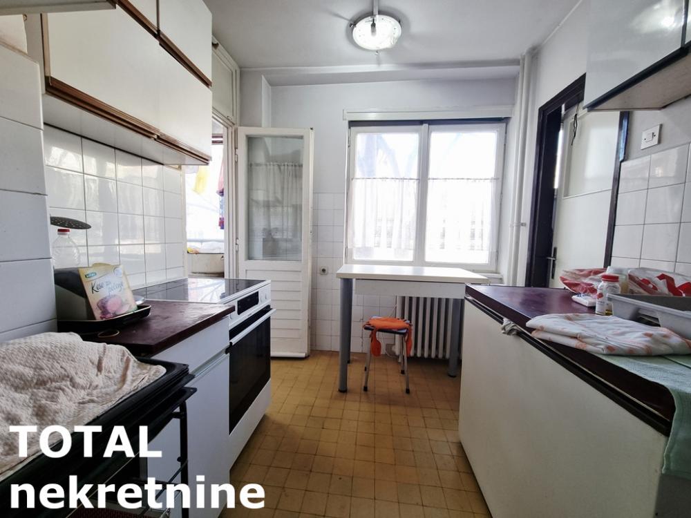 Slika 6 - Stan,NOVI SAD,CENTAR,kv: 90.00, € 289000, ID: 1102326