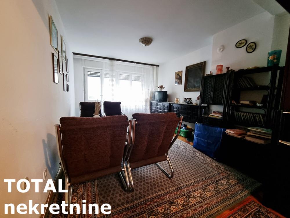 Slika 1 - Stan,NOVI SAD,CENTAR,kv: 90.00, € 289000, ID: 1102326