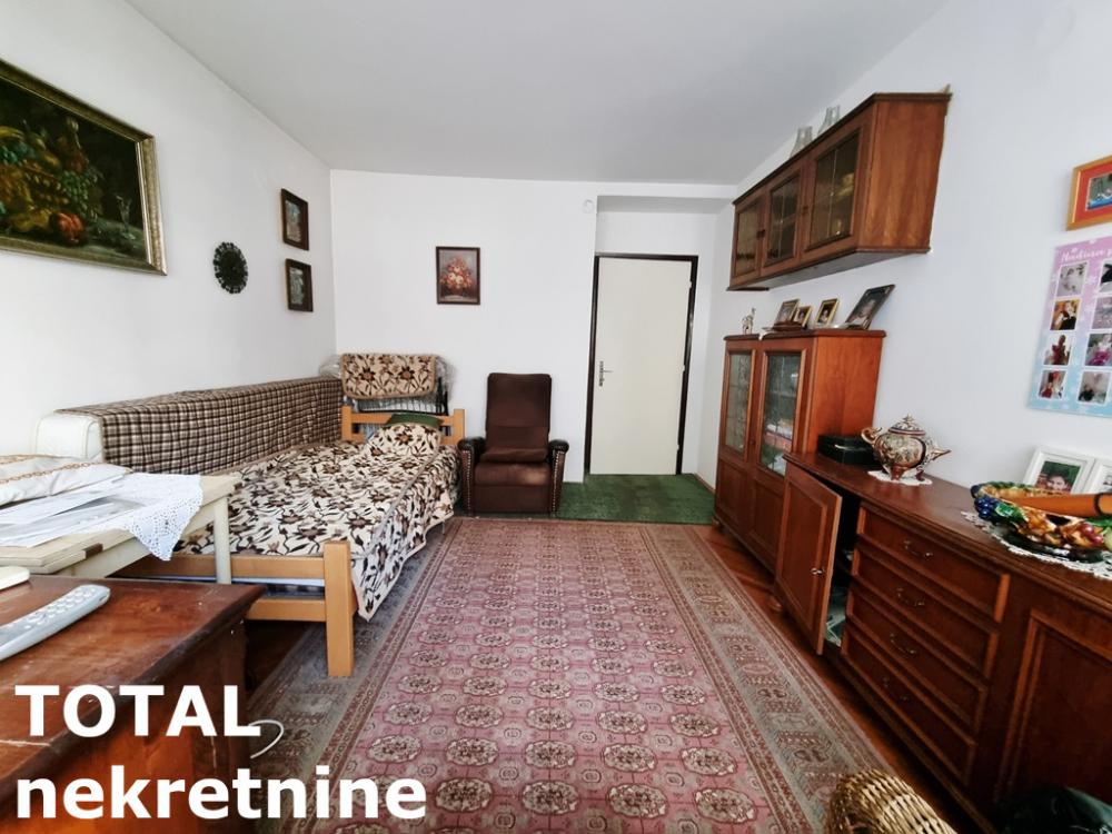 Slika 9 - Stan,NOVI SAD,CENTAR,kv: 90.00, € 289000, ID: 1102326