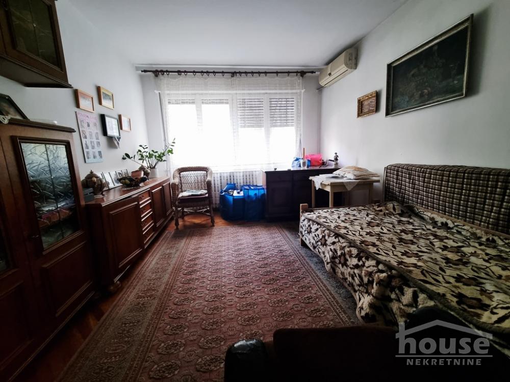 Slika 8 - Stan,NOVI SAD,CENTAR,kv: 90.00, € 289000, ID: 1065478