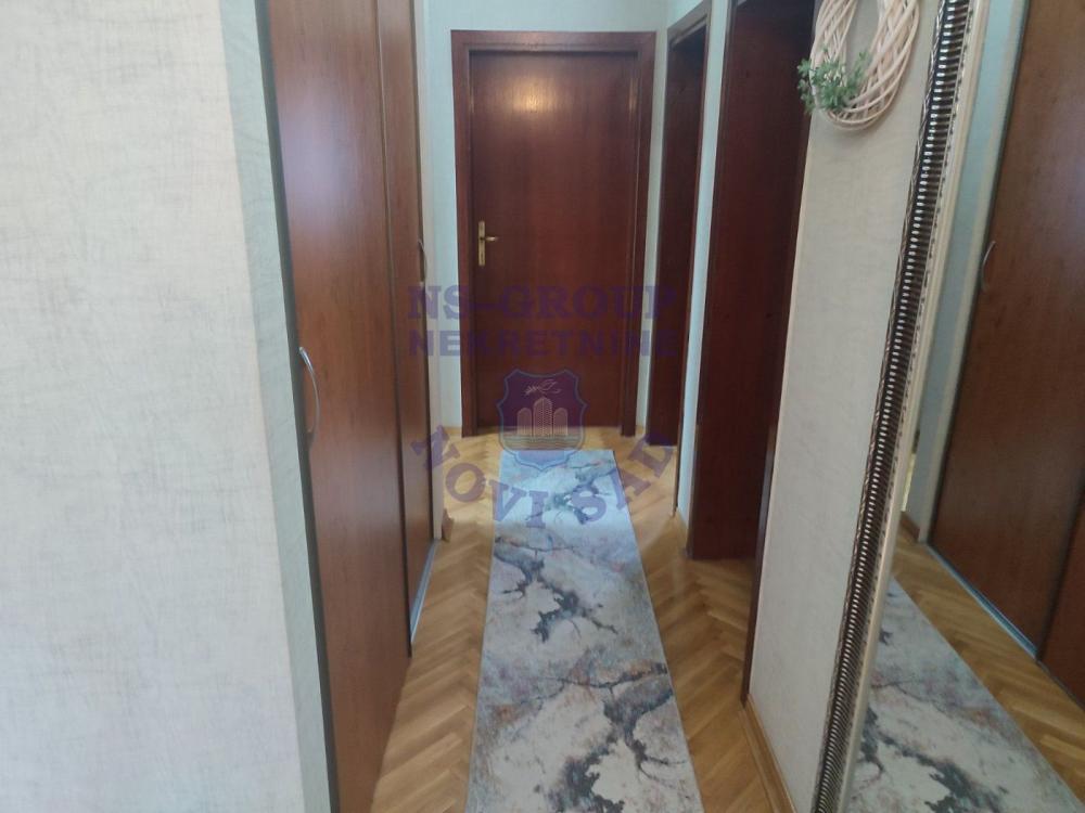 Slika 1 - Troiposoban stan na Podbari 