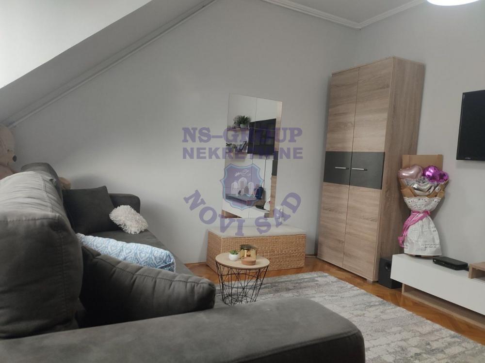 Slika 8 - Troiposoban stan na Podbari 