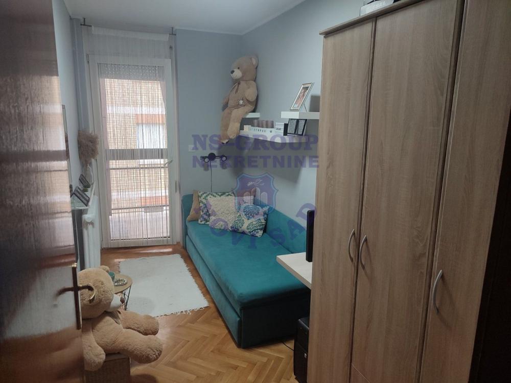 Slika 5 - Troiposoban stan na Podbari 