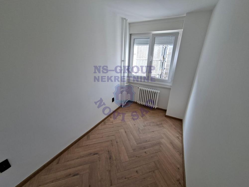 Slika 6 - Kompletno renoviran trosoban stan na Socijalnom