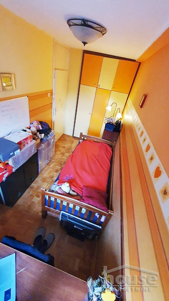 Slika 7 - Stan,NOVI SAD,BULEVAR,kv: 70.00, € 175000, ID: 1065479