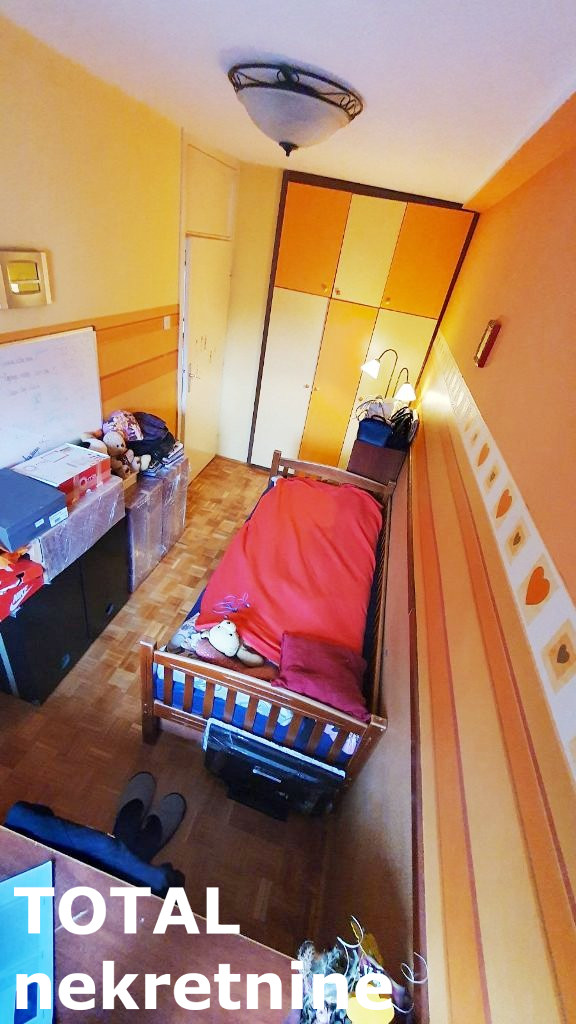 Slika 6 - Stan,NOVI SAD,BULEVAR,kv: 70.00, € 175000, ID: 1102327