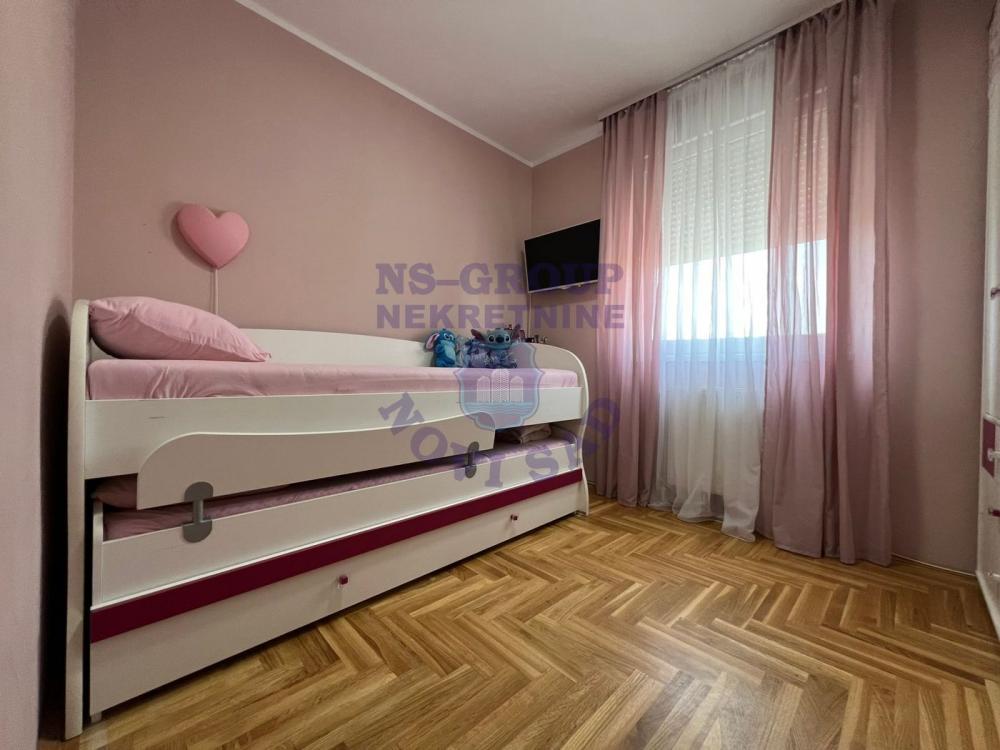Slika 4 - Trosoban, 52m2, Telep Novi Sad, sa terasom