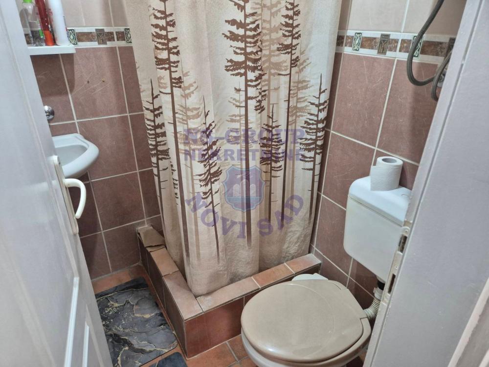 Slika 2 - Jednosoban, 25m2, Adice Novi Sad, sa terasom