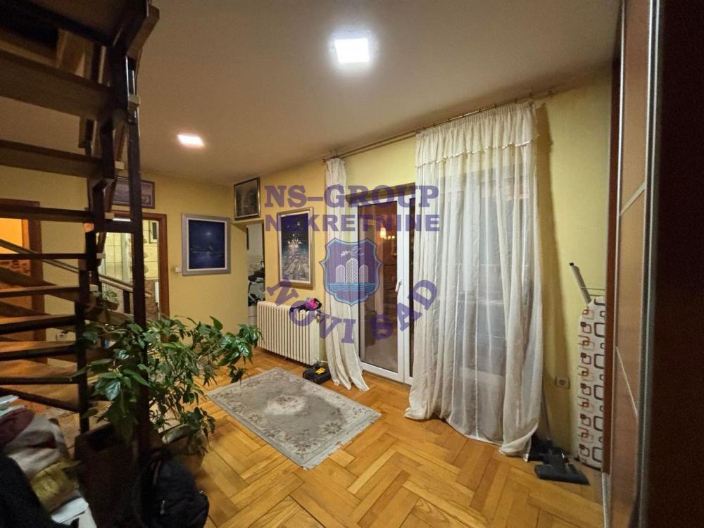 Slika 1 - Trosoban, 98m2, Beogradski kej Novi Sad