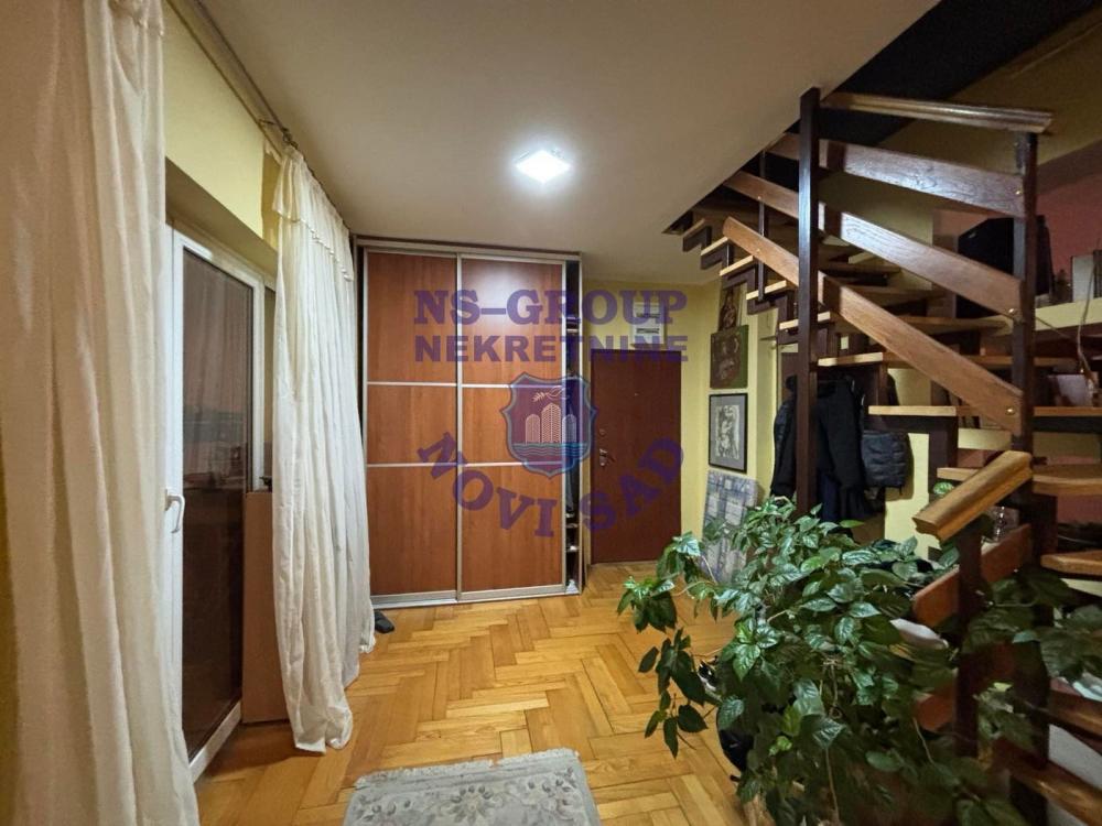 Slika 5 - Trosoban, 98m2, Beogradski kej Novi Sad