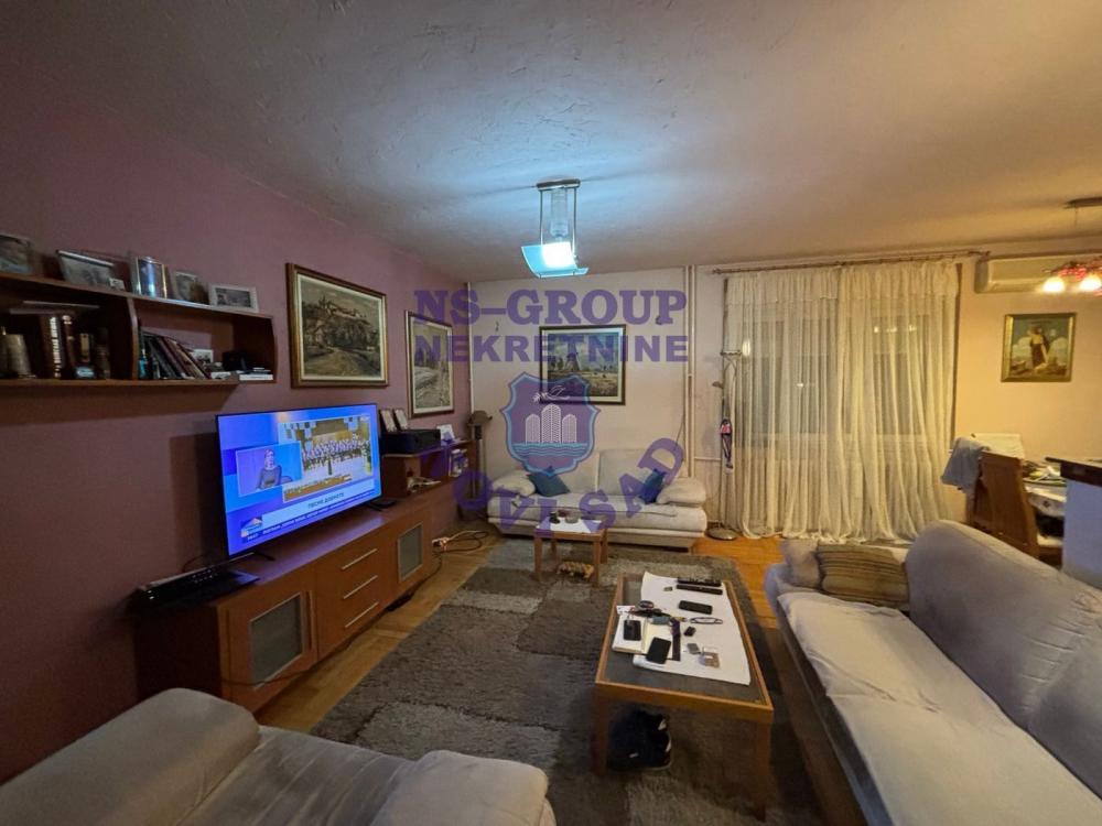 Slika 9 - Trosoban, 98m2, Beogradski kej Novi Sad