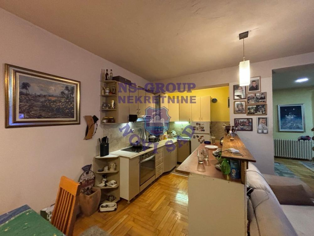 Slika 4 - Trosoban, 98m2, Beogradski kej Novi Sad