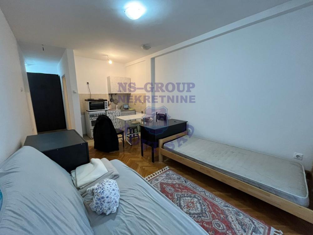 Slika 2 - Prodaja stana, 23m2, Nova Detelinara Novi Sad, sa terasom