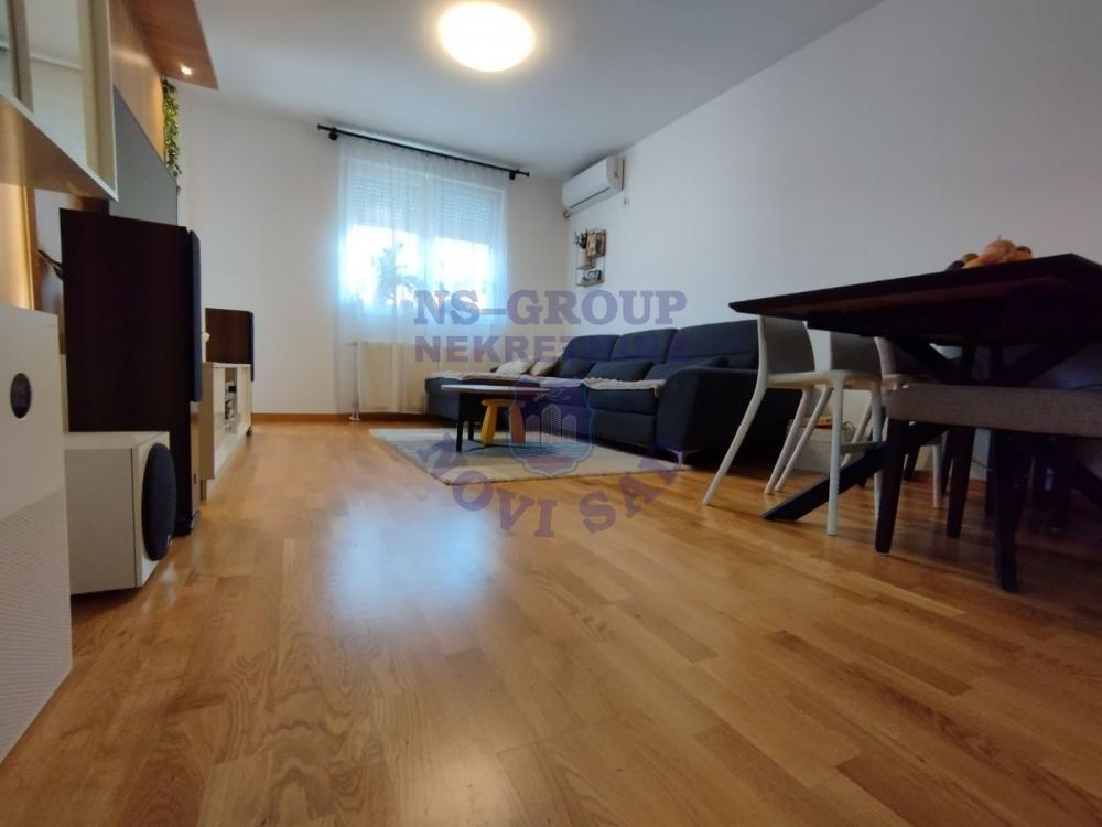 Slika 8 - Prodaja stana, 55m2, Petrovaradin Novi Sad, sa terasom, ima lift