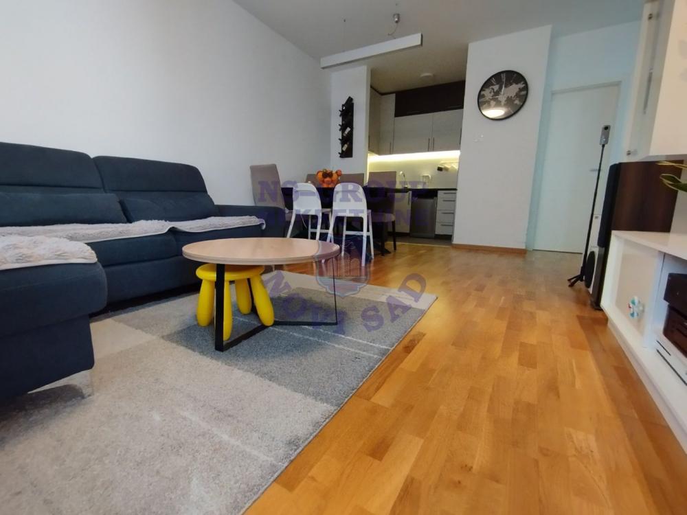 Slika 7 - Prodaja stana, 55m2, Petrovaradin Novi Sad, sa terasom, ima lift