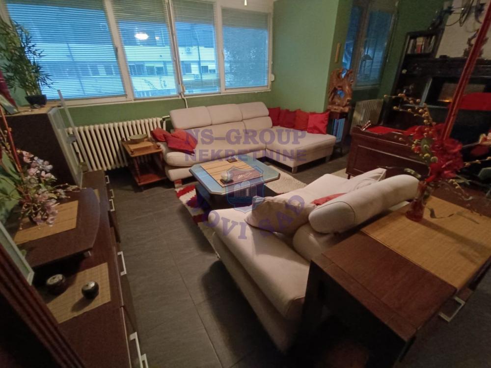 Slika 2 - Dvosoban, 62m2, Liman 1 Novi Sad, sa terasom, ima lift