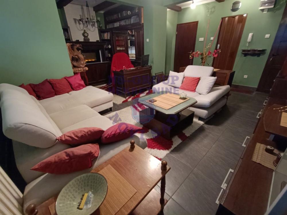 Slika 3 - Dvosoban, 62m2, Liman 1 Novi Sad, sa terasom, ima lift