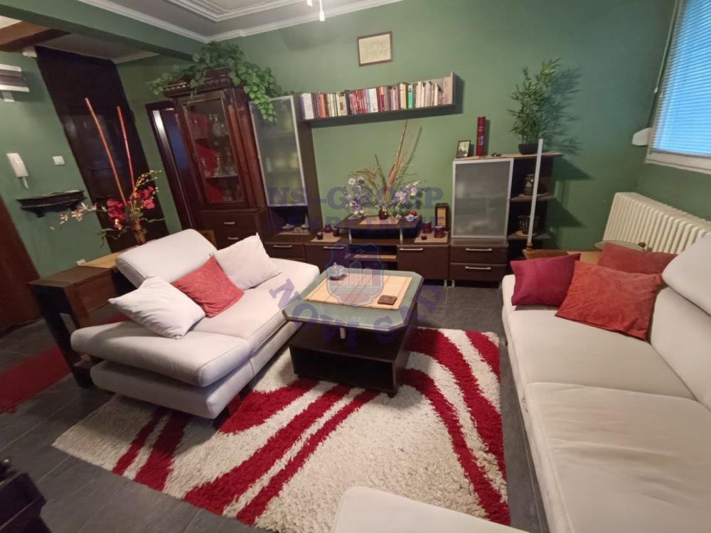 Slika 1 - Dvosoban, 62m2, Liman 1 Novi Sad, sa terasom, ima lift