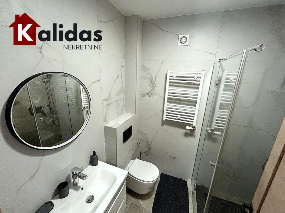 Slika 6 - Stan,NOVI SAD,CENTAR,kv: 24, € 103000, ID: 1008607