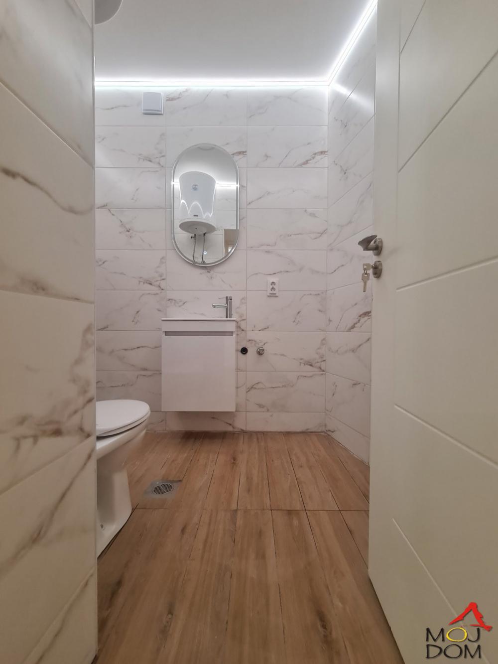 Slika 8 - Stan,NOVI SAD,STARI GRAD,kv: 21, € 92700, ID: 1031346