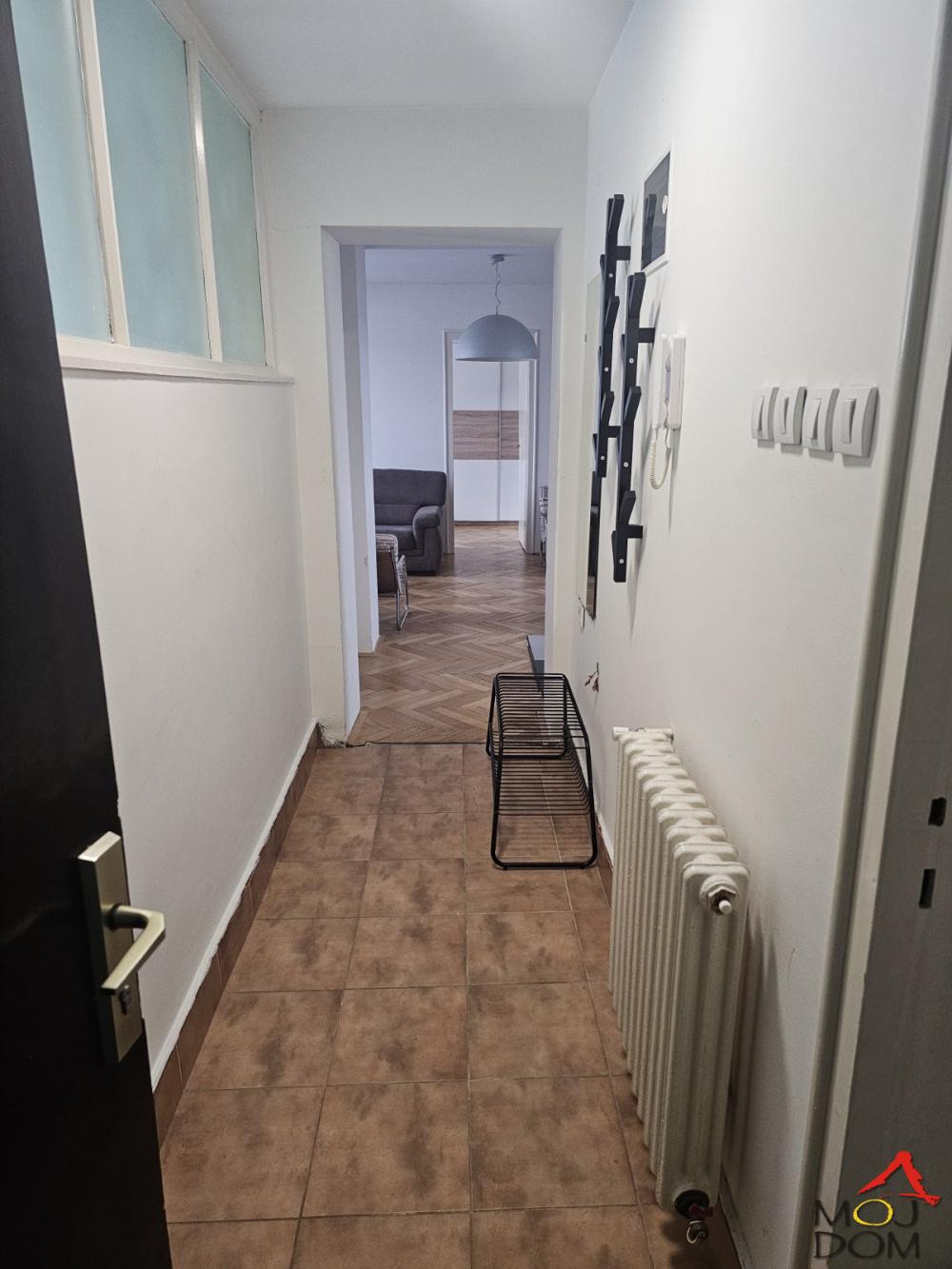 Slika 7 - Stan,NOVI SAD,STARI GRAD,kv: 48, € 206000, ID: 1031787