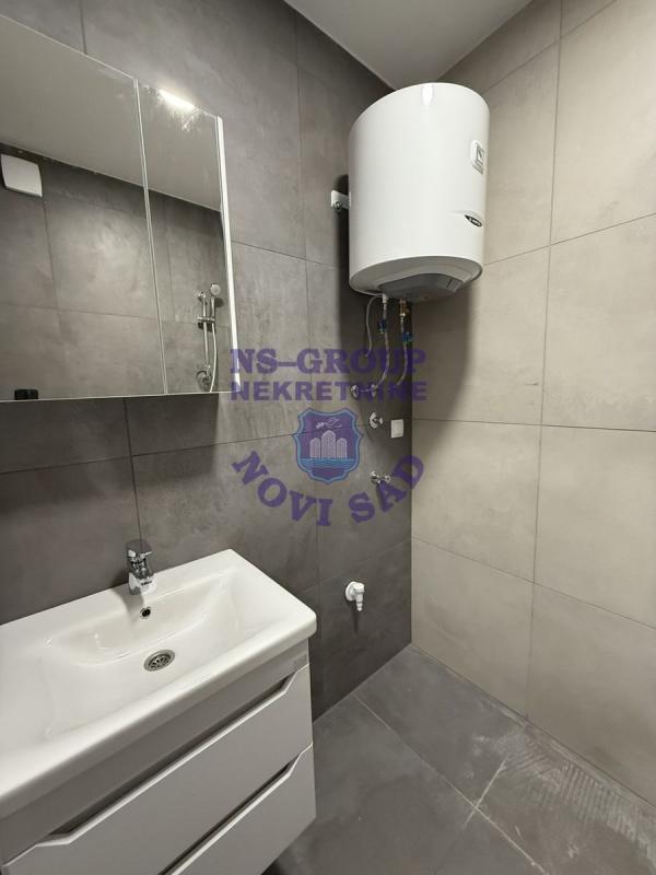 Slika 10 - Dvoiposoban, 50m2, Grbavica Novi Sad, sa terasom, ima lift