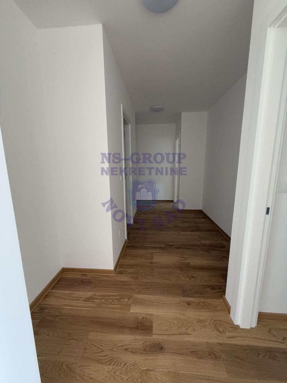 Slika 5 - Trosoban stan na Bulevaru Patrijarha Pavla 