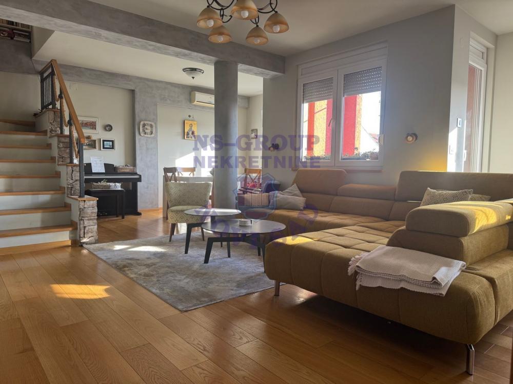 Slika 2 - Cetvorosoban stan na Socijanom 