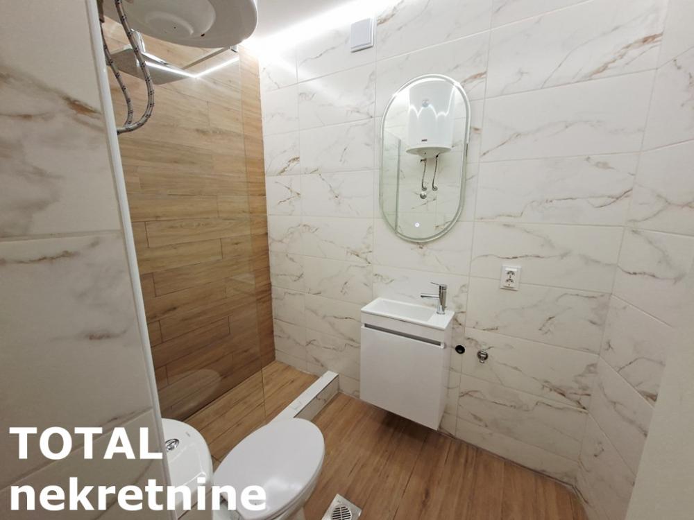 Slika 4 - Stan,NOVI SAD,CENTAR,kv: 21.00, € 90000, ID: 1101959