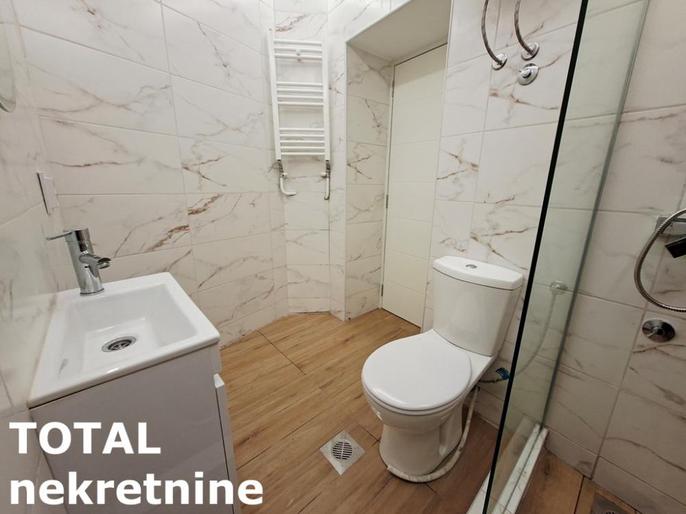 Slika 5 - Stan,NOVI SAD,CENTAR,kv: 21.00, € 90000, ID: 1101959