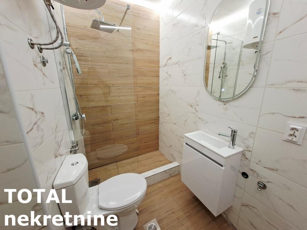 Slika 3 - Stan,NOVI SAD,CENTAR,kv: 21.00, € 90000, ID: 1101959