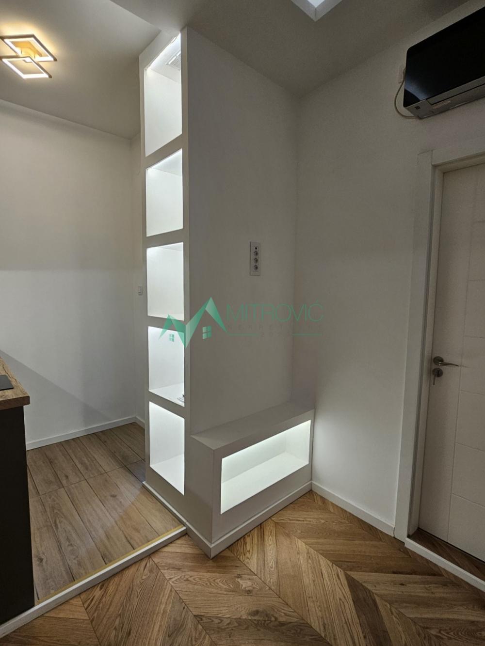 Slika 9 - Centar-kej odlična kompletno renovirana garsonjera  