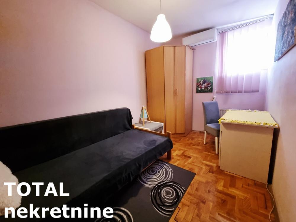 Slika 5 - Stan,NOVI SAD,BULEVAR EVROPE,kv: 75.00, € 138000, ID: 1102330