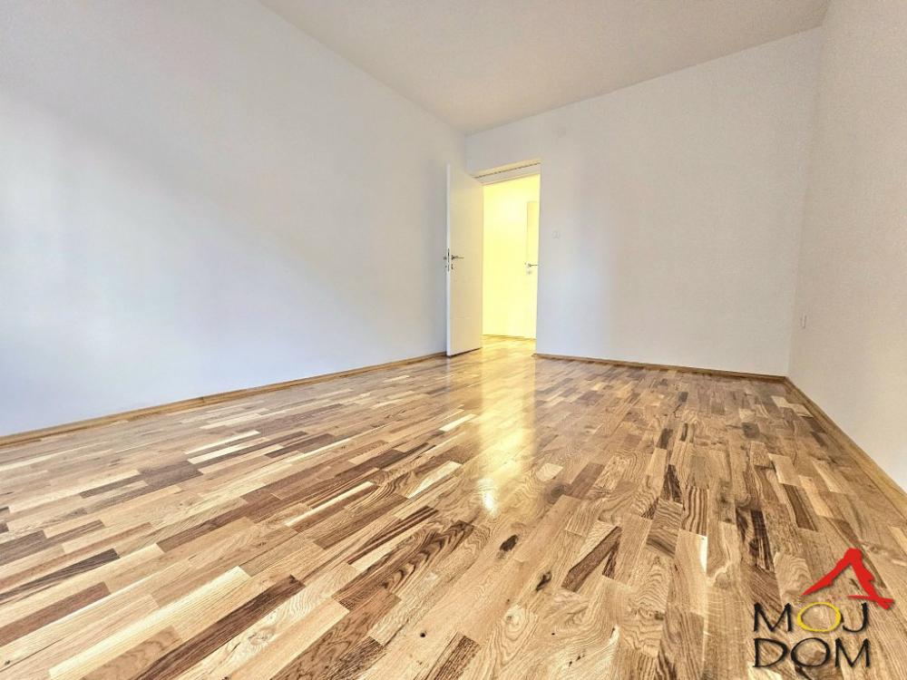 Slika 4 - Stan,NOVI SAD,ADAMOVIĆEVO NASELJE,kv: 43, € 126000, ID: 1031918