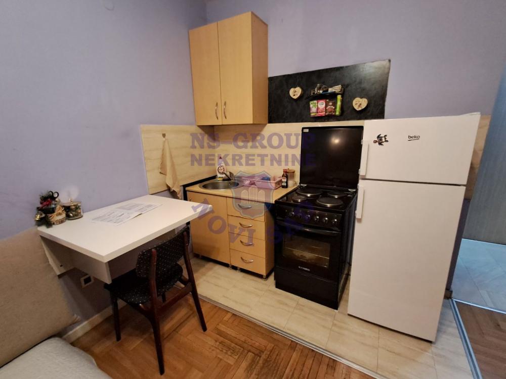 Slika 2 - Predstavljamo Vam dvosoban stan na sjajnoj lokaciji na samo par minuta do centra grada. 