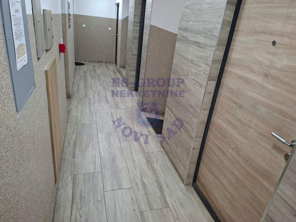 Slika 5 - Odlična garsonjera na Novom Naselju!