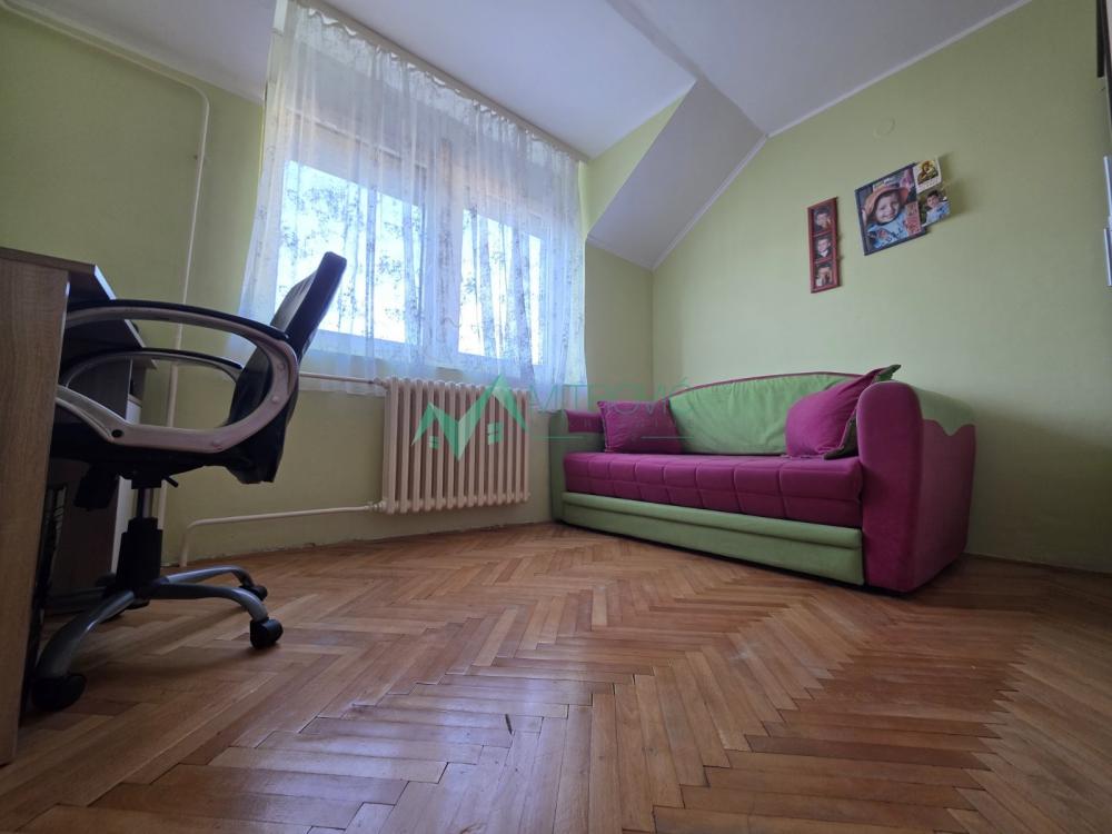 Slika 8 - Stan sa dušom u najlepšem delu Novog naselja 